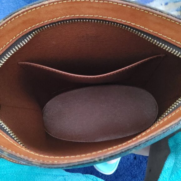 Louis Vuitton Drouot Crossbody Handbag - Picture 7 of 16